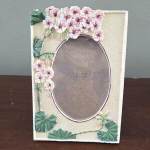 Floral Ceramic Picture Frame - Cream and Green